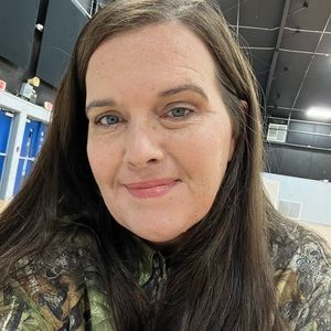 Meet your Posher, Lynda